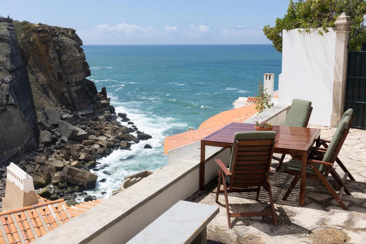 Um Lugar Ao Sol Beach House Azenhas Do Mar Apartment Sintra Exterior photo